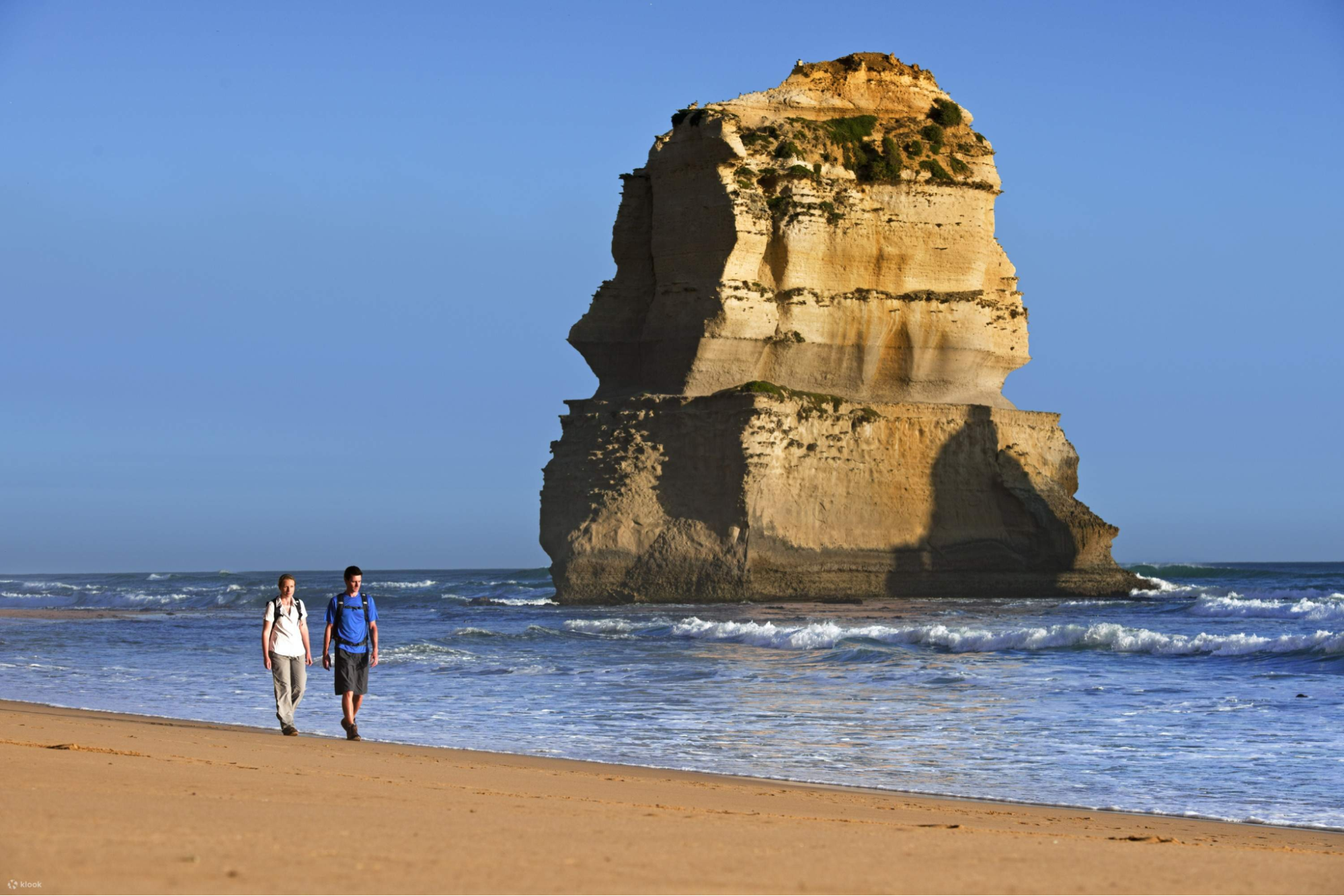 Discover the Wonders of the Great Ocean Road with a Melbourne Guided Tour